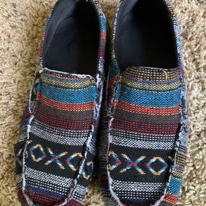 Comfy shoes! A little worm but still great